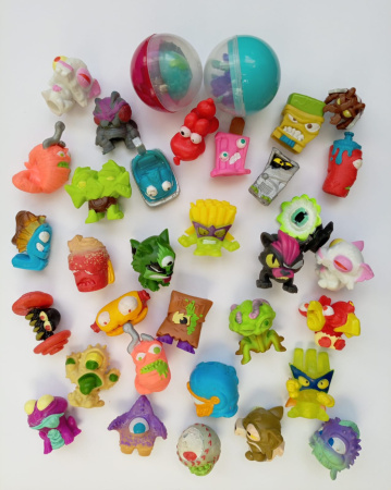 Туалетные монстры в 34 капс